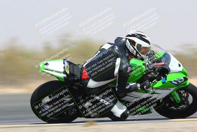 media/Mar-28-2022-Superbike Trackdays (Mon) [[b8603d0f67]]/Open Track Time/Turn 3 Inside/